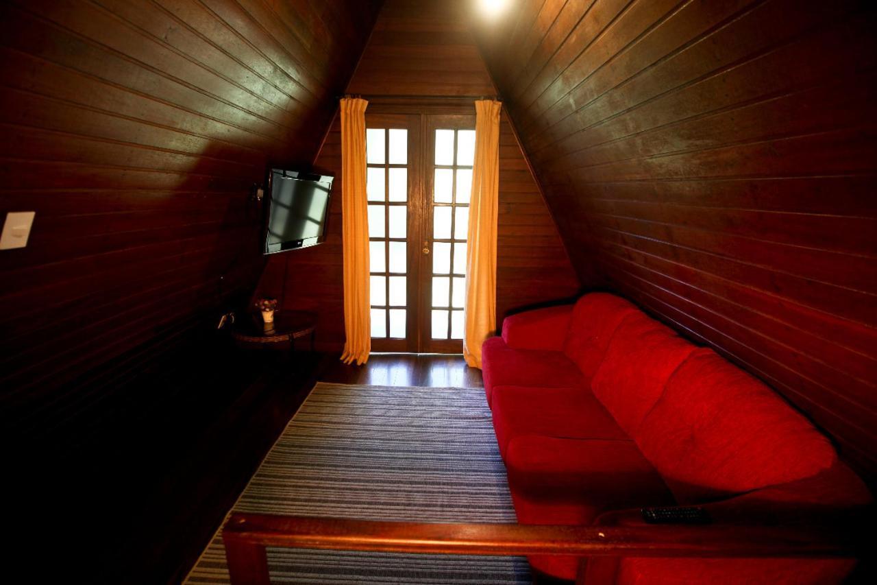 Pousada Alpes Santo Antônio do Pinhal Habitación foto